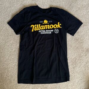 Tillamook cheese t shirt NWOT